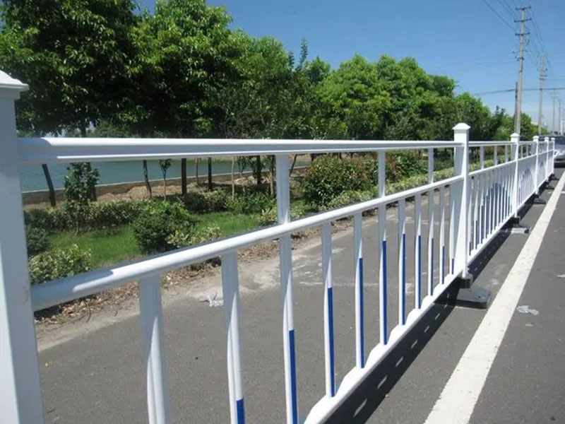 ������·�o�ڽ�B